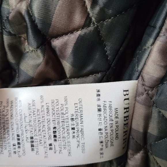 Authentic Olive Green Burberry Jacket - Picture 4 of 5